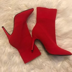 NWOT High Heel Sock Boot - Offers Welcome